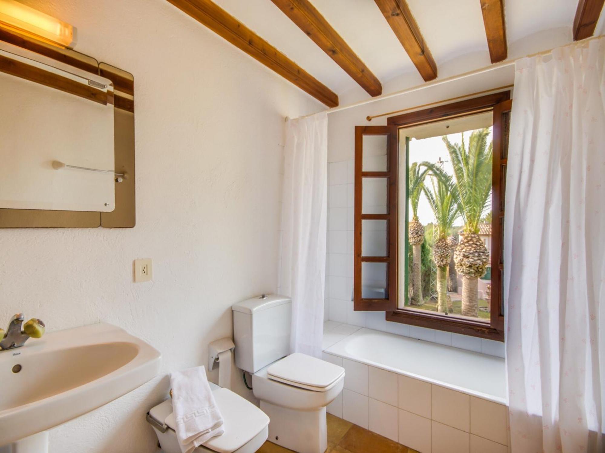 9 Person In Alcúdia